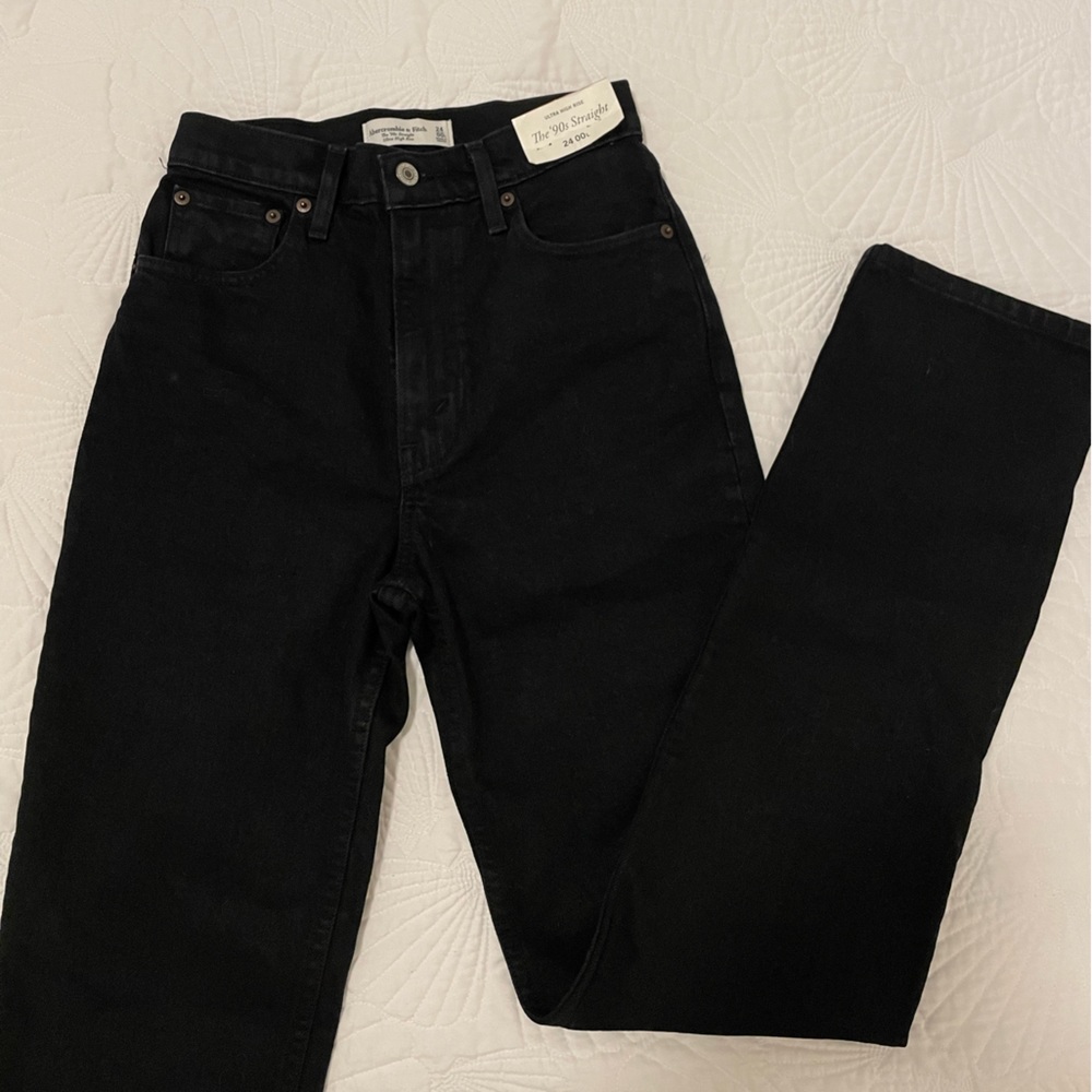 Abercrombie & Fitch Women's Straight Leg Jeans in Washed Black